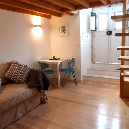 Apartment Dreaming - Trigueiros *